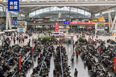 Çin'de Ejderha Kayığı Bayramı seyahatleri rekor kırdı: 657 milyon kişi yollarda