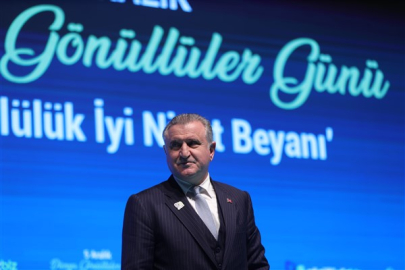 Bakan Bak, GSB Yaz Spor Okulları ve Engelsiz Yaz Spor Okulları’nın açılışını yaptı