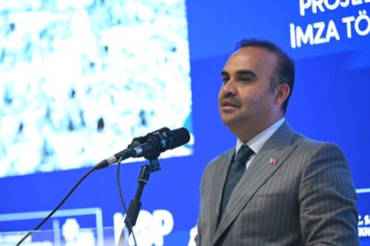 Bakan Kacır'dan Roketsan'a ziyaret