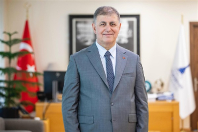 Başkan Tugay, Büyükşehir’in yeni personel politikasını açıkladı