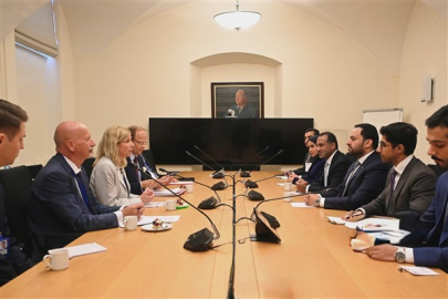 Al Khulaifi, Helsinki'de arabuluculuk konulu panel tartışmasına katıldı