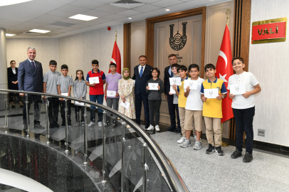 Vali Şıldak, öğrencilerle buluştu