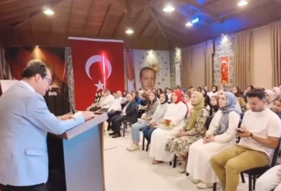 Dicle Üniversitesi'nden "Edipler ve Şairler" etkinliği