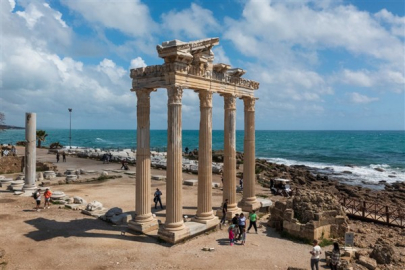 Bakan Ersoy: Türkiye dünya turizminde ilk 4’te