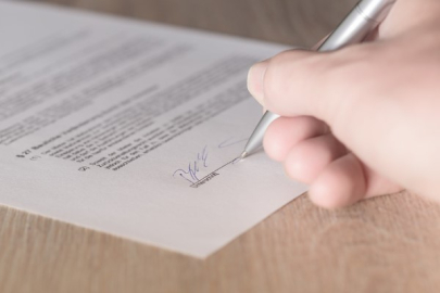 Manas'tan pay devir sözleşmesi