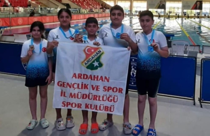 Ardahanlı yüzücülerden ulusal başarı