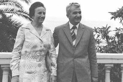 Rumenlerin üçte ikisi artık Çavuşesku'nun iyi bir lider olduğuna inanıyor