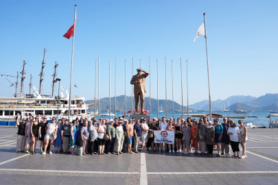 Yüzme Öğrenen Kadınlar Marmaris’te Denizle Buluştu