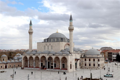 Siyasiler, Bakan Şimşek'in ağabeyi Nazmi Şimşek'in vefatı dolayısıyla mesaj yayımladı