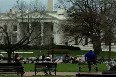 ABD Başkanı, evsizleri Washington'dan uzaklaştırmayı planlıyor