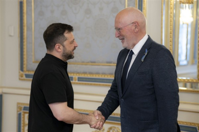 Zelenski, Hollanda Yeşil-Emek İttifakı Lideri Timmermans ile görüştü