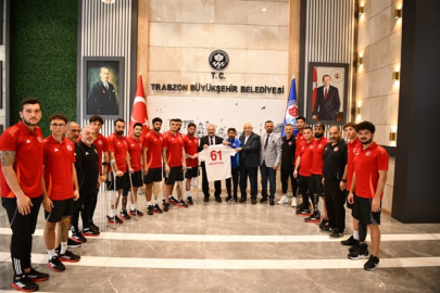 Ampute Milli Takımı Trabzon Büyükşehir Belediyesi’ni ziyaret etti