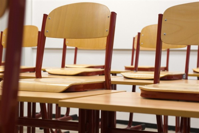 Bakan Tekin’den Mev Gökkuşağı Özel Eğitim Okulu’na ziyaret