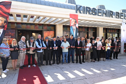Kırşehir Belediyesi sanat Galerisi açıldı