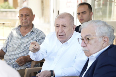 Özdağ Kıbrıs’ta emekli vatandaşlarla bir araya geldi