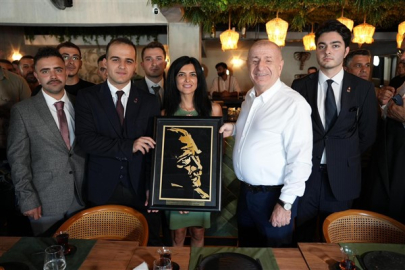 Zafer Partisi heyeti, Kıbrıs Girne'de vatandaşlarla bir araya geldi