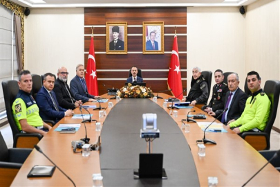Vali Aktaş, trafik güvenliği toplantısına katıldı