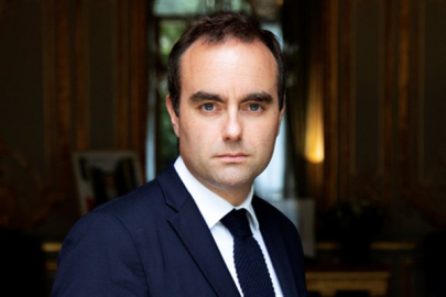 Fransa'da yeni hükümet kuruldu