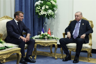 Cumhurbaşkanı Erdoğan, Fransa Cumhurbaşkanı Macron ile görüştü