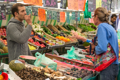 Bulgaristan'da avroya geçiş öncesinde toptan gıda fiyatlarında yüzde 90'a varan artış oldu