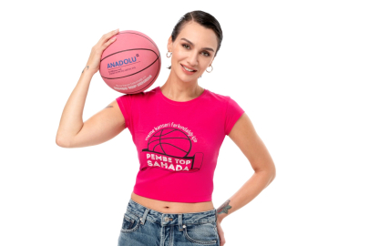 Pembe Top 12. Kez Sahada