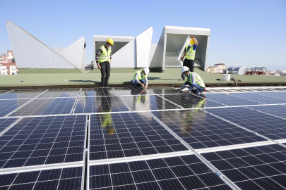 Büyükşehir Yenilenebilir Enerji Yatırımları İle Antalya Gücüne Güç Katıyor