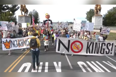 ABD'nin 50 eyaletinde milyonlarca kişi Trump'a karşı ''No Kings'' protestolarına katıldı