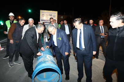 Büyükkılıç, Yeşilhisar’da 31 kilometrelik su yatırımını inceledi