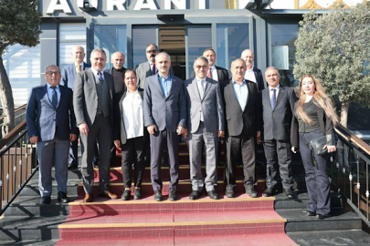 Kaymakam Önal ve Başkan Çiftçi, Çayırovalı muhtarlarla buluştu