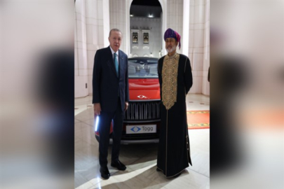 Cumhurbaşkanı Erdoğan, Umman Sultan'ı Tarık'a Togg hediye etti