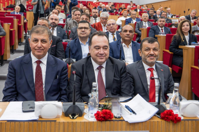 Ege Belediyeler Birliği Üyeleri İzmir’de Toplandı