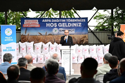 Yeşilyurt Belediyesi’nden Küçükbaş Hayvan Yetiştiricilerine 50 Ton Arpa Desteği!