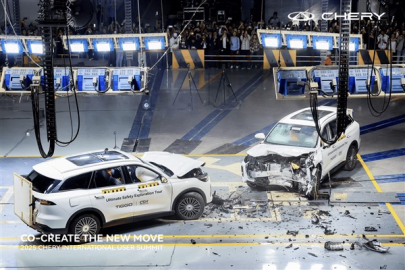 Chery’nin yeni amiral gemisi 15 dereceli çarpışmada