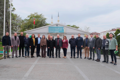 Başkan Şadi Özdemir, Balkan ve Kurtuluş Sakinlerini Dinledi