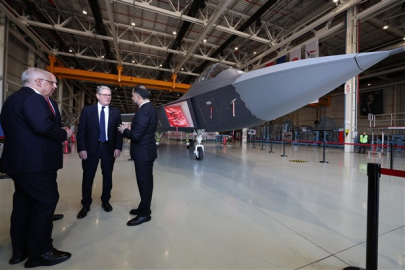 Bakan Güler ve Birleşik Krallık Başbakanı Starmer’dan TUSAŞ’a ziyaret