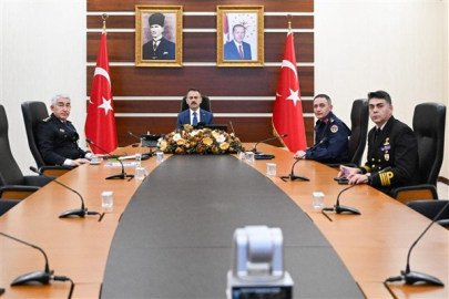 Kocaeli Valisi Aktaş, VKS toplantısına katıldı