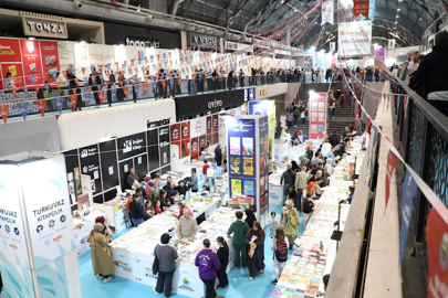 İnegöl'de  Kitap Günleri devam ediyor