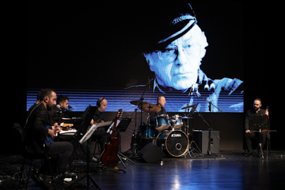 Küçükçekmece’de Attila İlhan kültür sanat sezonu açıldı