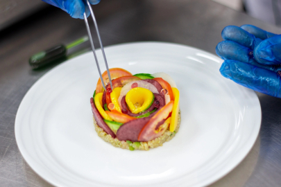 Emirates Flight Catering, Dubai Airshow’a Küresel Tatlar Taşıyor