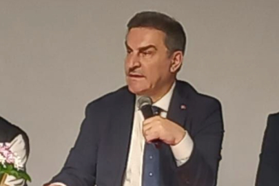 HEGEM Onursal Başkanı  Solak, “Gençlik tehdit ve tehlike altında“