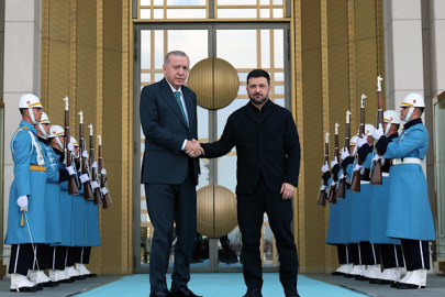 Cumhurbaşkanı Erdoğan Ukrayna Devlet Başkanı Zelenski ile görüştü