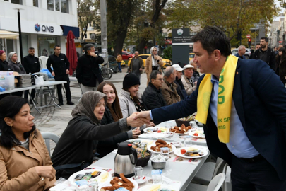 Başkan Aydın İstiklal Mahallesi’nde vatandaşlarla buluştu