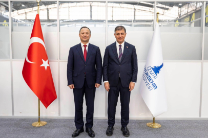 İzmir ve Kırgızistan Arasındaki Dostluk Güçleniyor