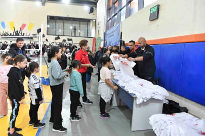 ABB’den “Fabrika Voleybol” Projesine Destek