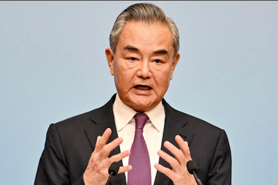 Wang Yi: Japon militarizminin canlanmasını engelleme sorumluluğumuz var