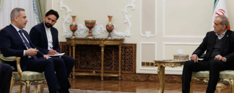 Bakan Fidan, İran Cumhurbaşkanı Pezeşkiyan tarafından kabul edildi