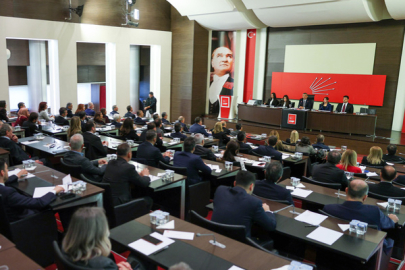 Özel, kurultay sonrası ilk Parti Meclisi Toplantısı’na başkanlık etti