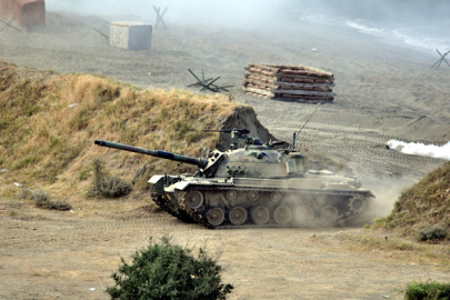 Rusya, Ukrayna petrol rafinerisini vurduğunu duyurdu