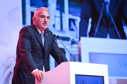 Bakan Ersoy: 2025, kültür ve festivallerin yılı oldu