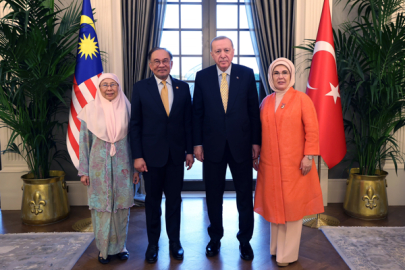 Cumhurbaşkanı Erdoğan, Malezya Başbakanı İbrahim'i kabul etti